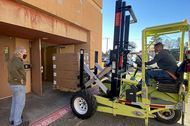 lanl-crossroads-nodes-forklift