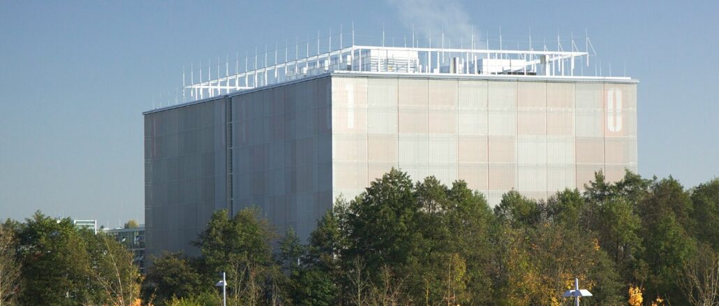 lrz-twin-cube-datacenter